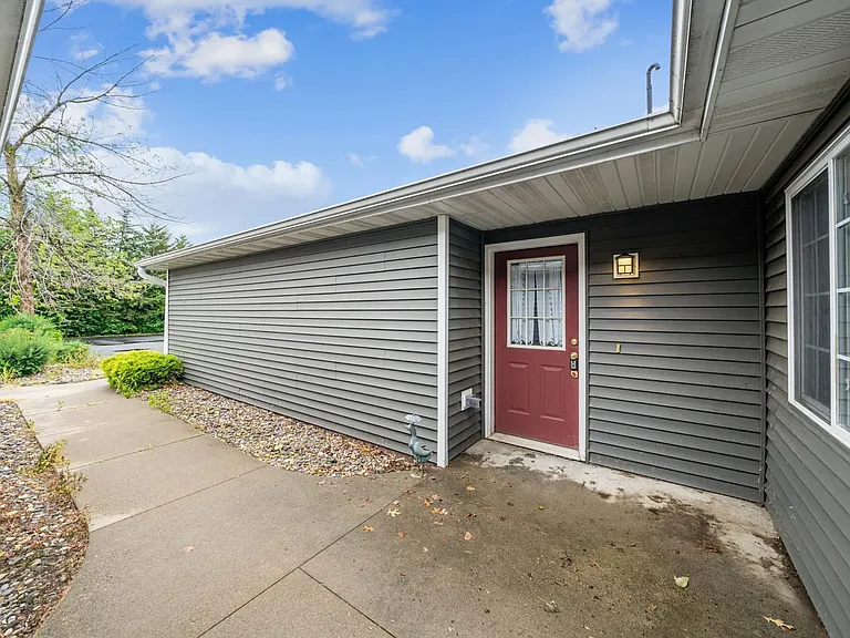 1701 Industrial St #7 — Photo 3