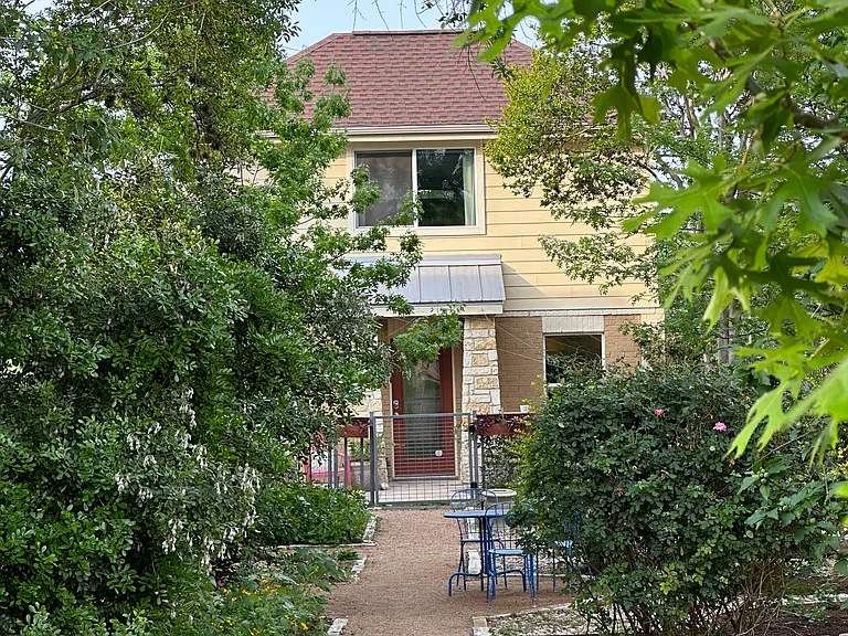 1101 Grove Blvd — Photo 8