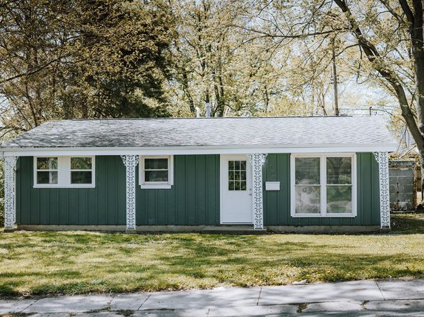 1506 Crestview Dr