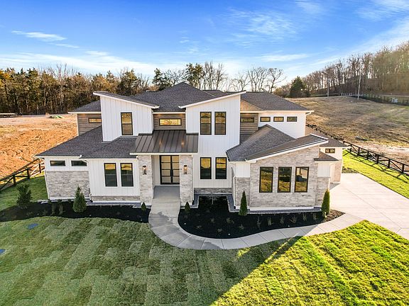 2nd image of 7105 Bonterra Dr Lot 136
