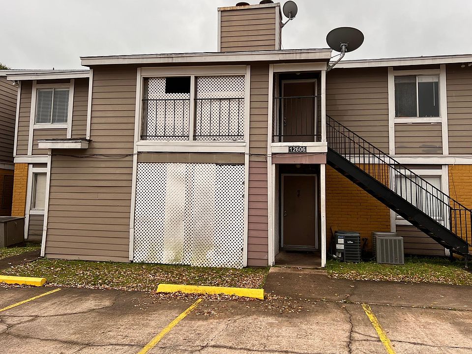 Top Unit on 2nd Floor