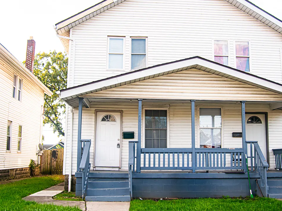 2249 Sullivant Ave