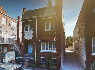 2222 E 1st St, Brooklyn, NY 11223