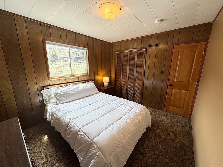 1347 Rainbow Dr — Photo 8