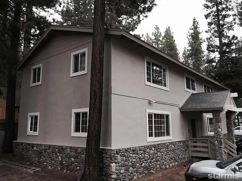 Building Photo 3