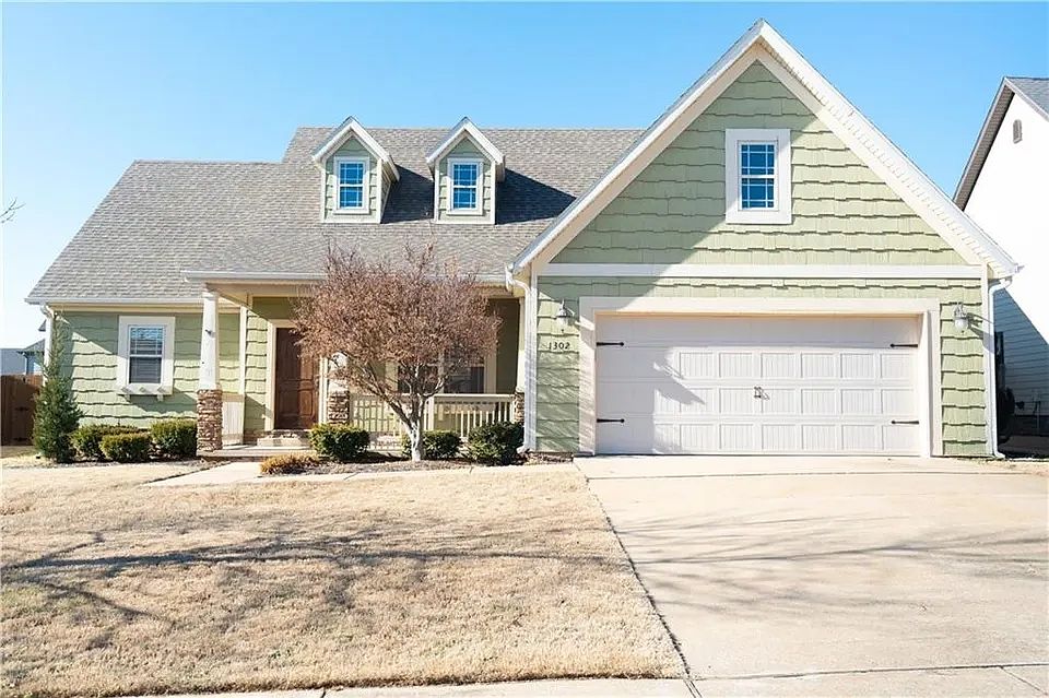 1st image of 1302 Chancery Ln