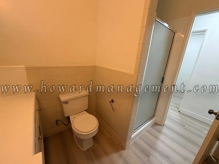 01120SI — Photo 8