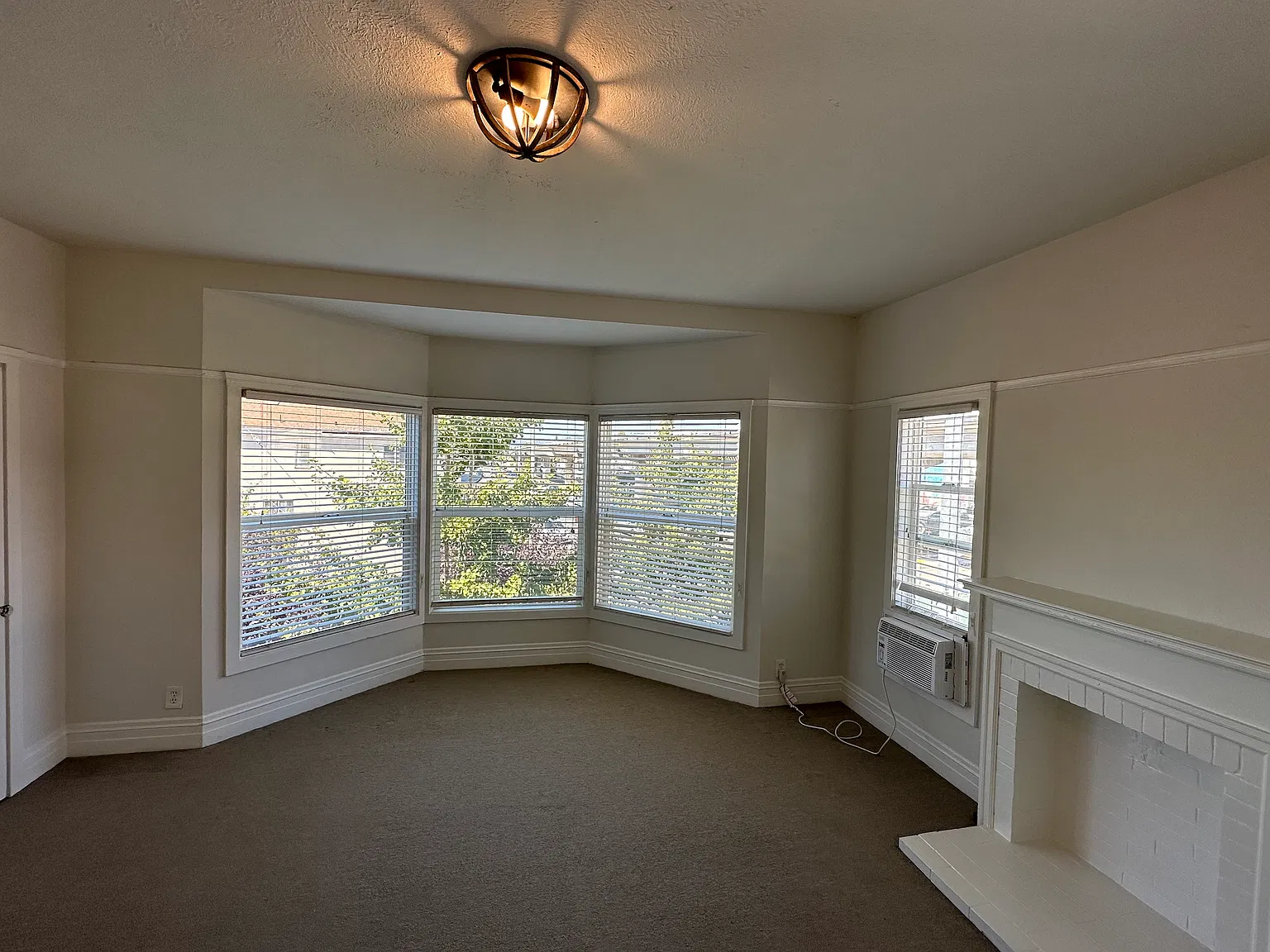 1 bed, 675 sqft, $2,300 — Photo 4