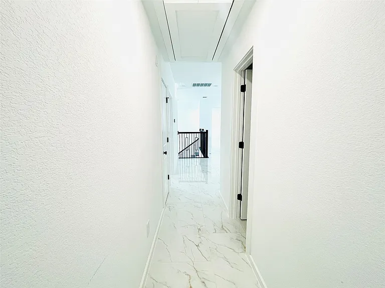 27039 Flower Isle Ln — Photo 19