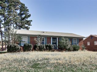 1315 Rotherwood Rd, Greensboro, NC 27406