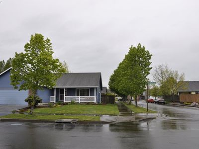 6015 Saint Helena St, Eugene, OR, 97402