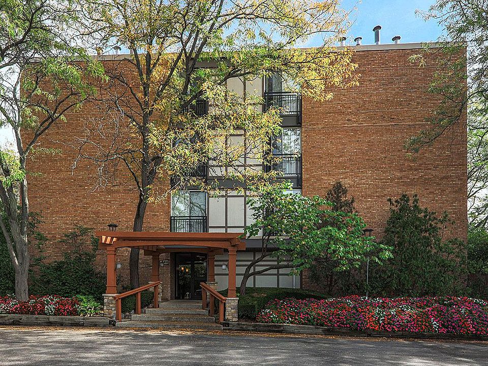 1st image of 1833 Four Lakes Ave APT 4C