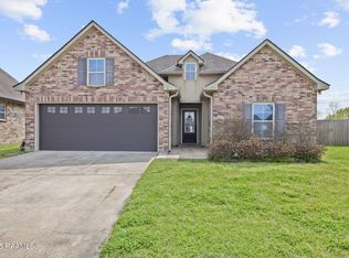 126 Bluegrass Creek Rd, Youngsville, LA 70592