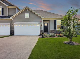 1272 Hawk Hollow Dr, Yorkville, IL