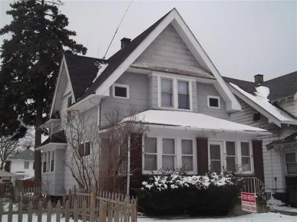 910 McKinley Ave, Toledo, OH 43605