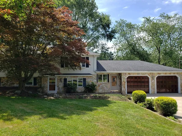 416 Highland St, East Bridgewater, MA 02333