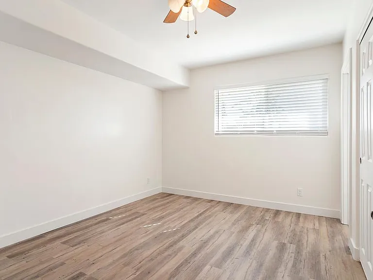 844 Mola Vista Way #844 — Photo 35