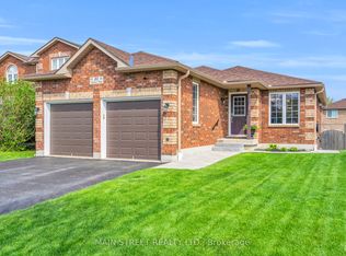80 Shalom Way, Barrie, ON L4N5Y4