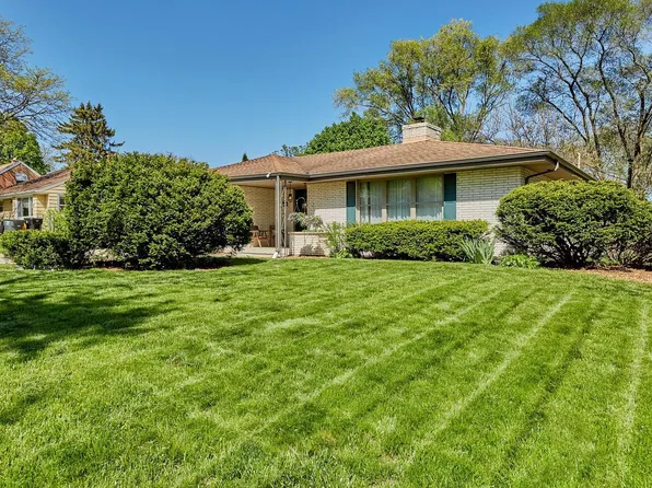 2116 North 115th STREET, Wauwatosa, WI 53226