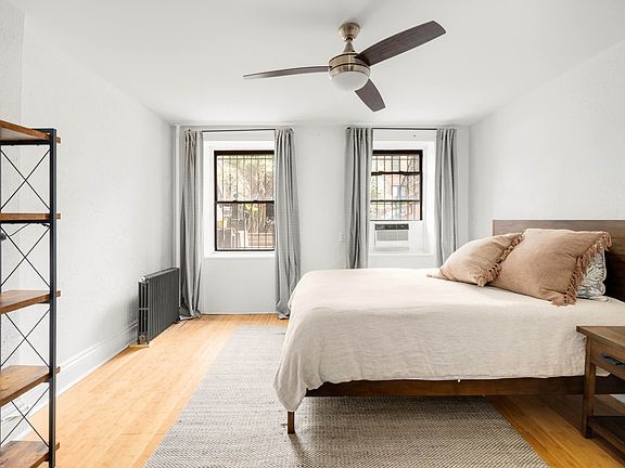 5th image of 310 President St APT 1