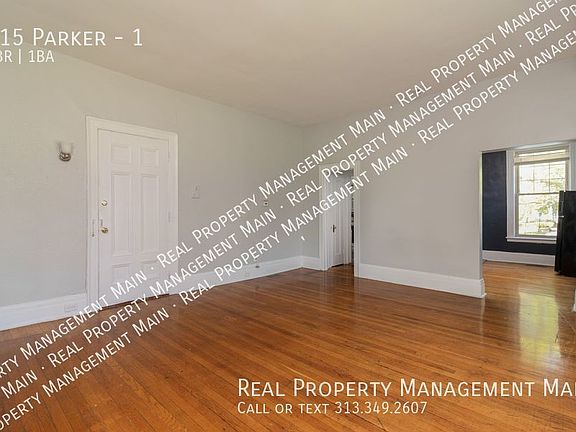 5th image of 715 Parker St #1