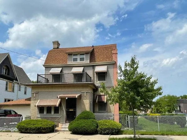 1304 West Juneau AVENUE, Milwaukee, WI 53233