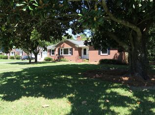 123 Chadwick Dr, Charleston, SC 29407