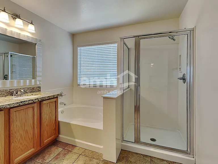 3542 E Terrace Ave — Photo 16