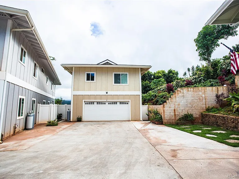45-559F Keaahala Rd — Photo 1