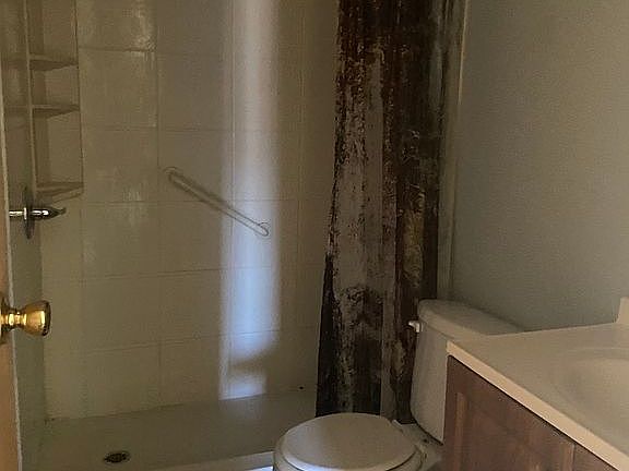 2nd image of 3929 Loury Dr