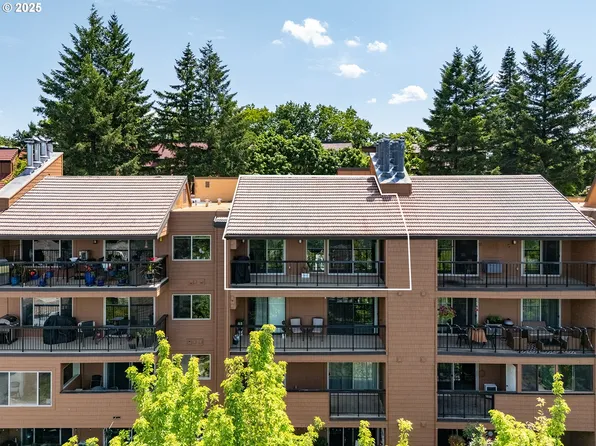 213 Oswego Smt, Lake Oswego, OR 97035