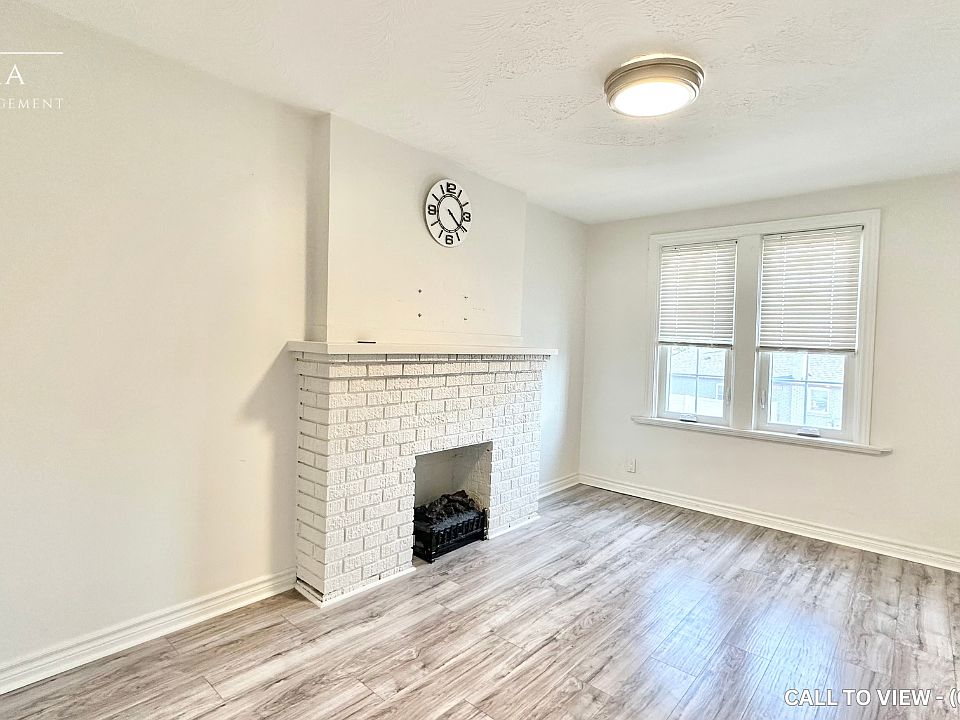 1st image of 458 Kingston Rd #A