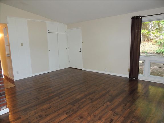 4th image of 1618 Liggett Dr