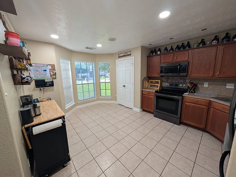 14922 Lanai Dr — Photo 9