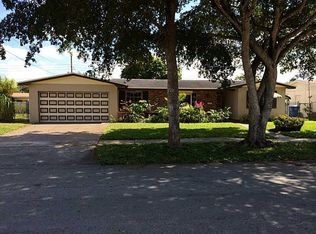1117 NW 76th Ter, Hollywood, FL 33024