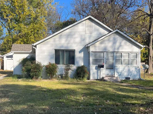 807 W Thompson St, Paragould, AR 72450