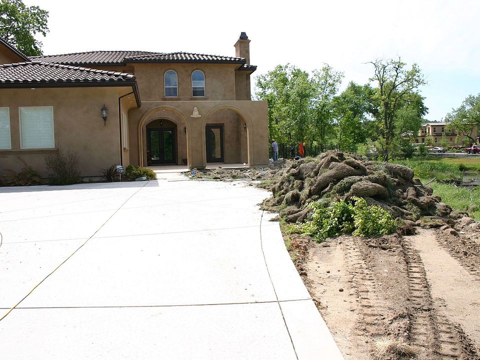 this is the right 5581 (not the other house)