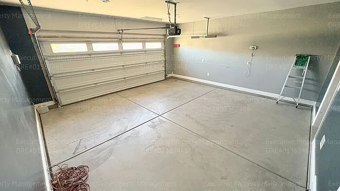 8905 Cadbury Dr — Photo 16