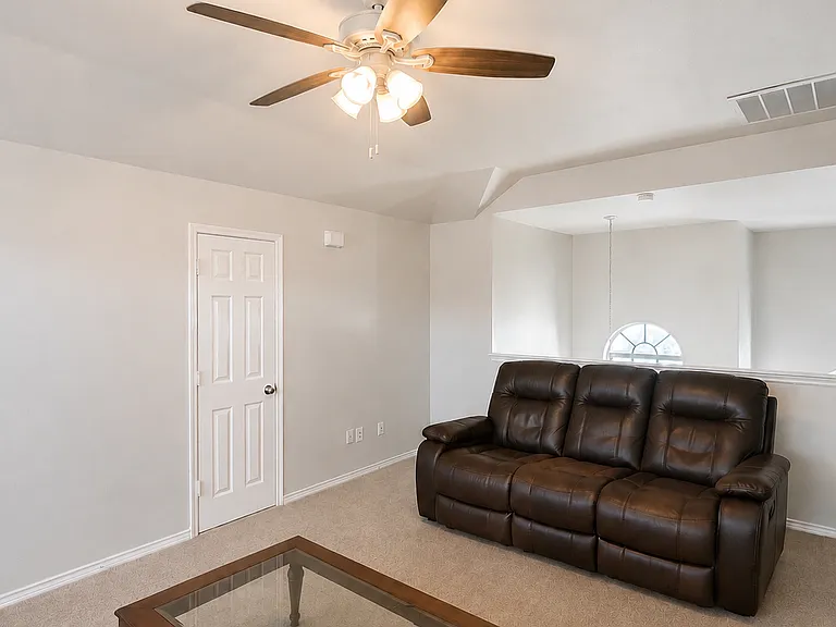 1622 Lake Travis Dr — Photo 24
