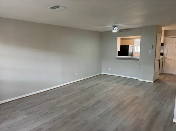 3320 Burke Rd APT 54, Pasadena, TX 77504