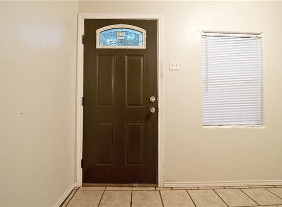 3rd image of 5404 Farnsworth Ave