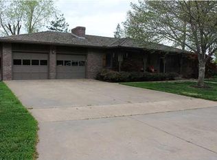 1919 Chelsea Dr, El Dorado, KS 67042