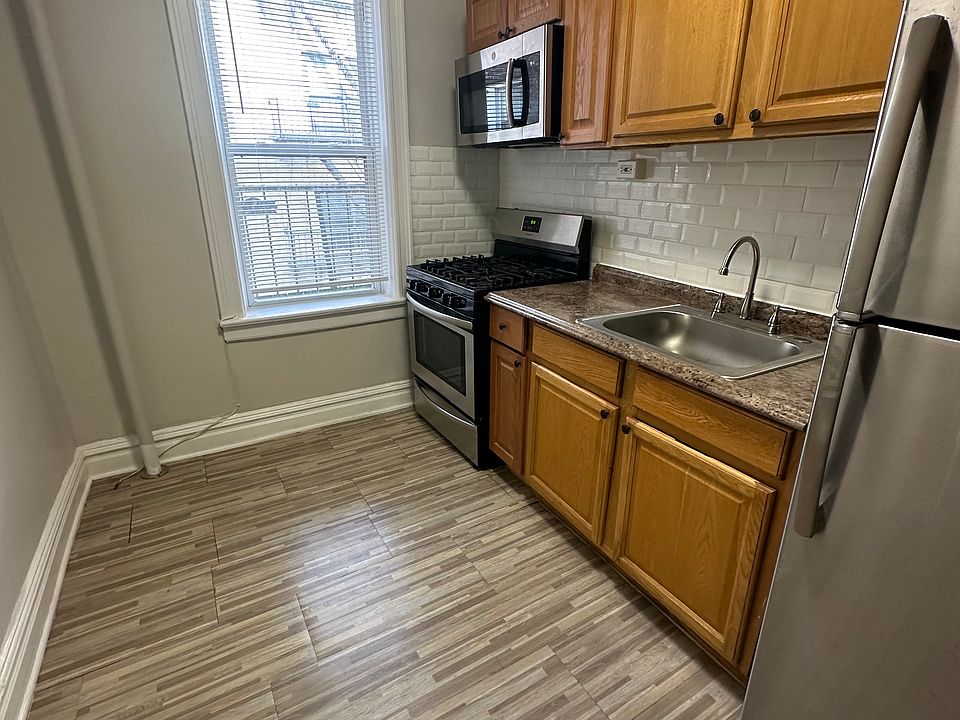 1st image of 113-115 Fairview Ave #36