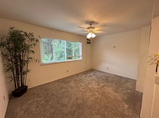 613 2nd St #18, Woodland, CA