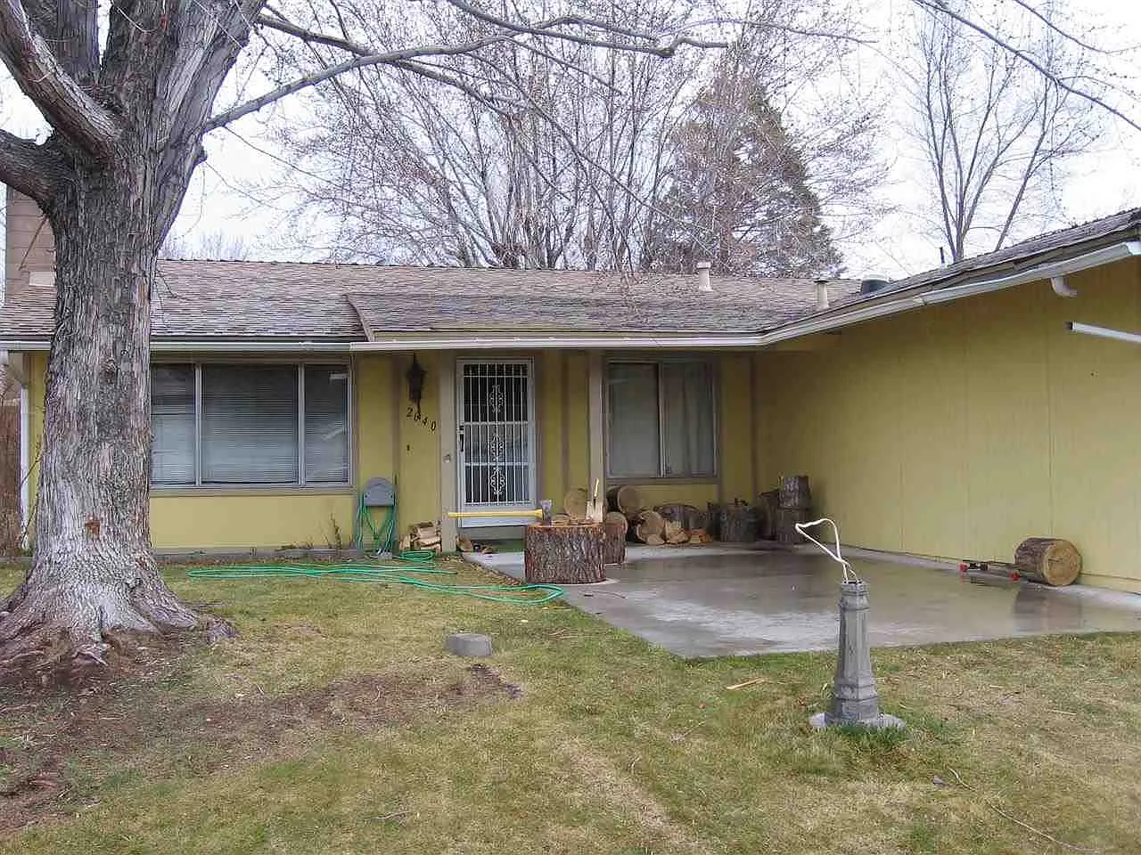 2640 Brookside Way photo 1