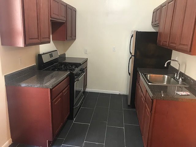1st image of 45 Hawthorne St APT 3E