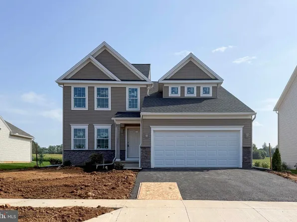 905 Fairfield Ln, Shippensburg, PA 17257