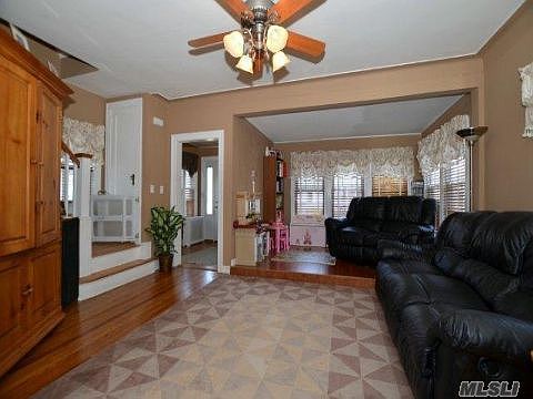 5th image of 6 Winchester Dr