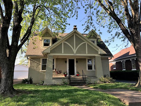 2nd image of 1920 E Gum St