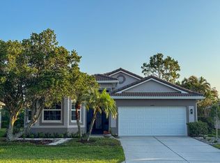 4440 Legacy Ct, Sarasota, FL 34241